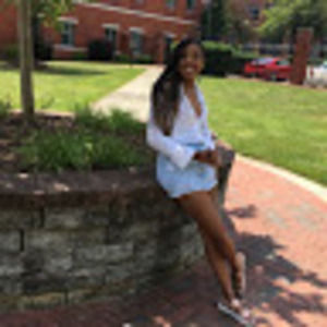 Meet your Posher, Chanel